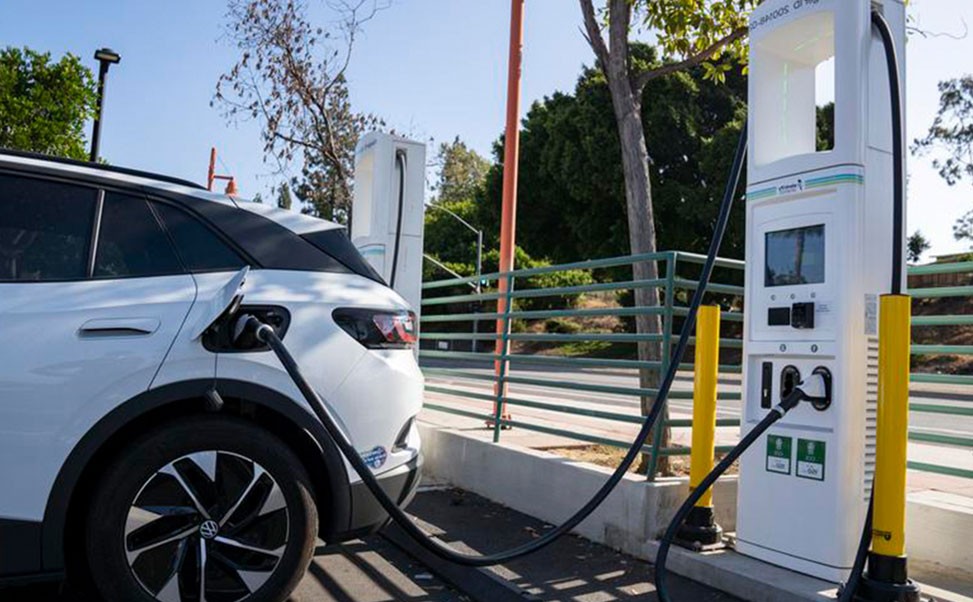 國內汽車充電樁生產廠家的顛覆性創新